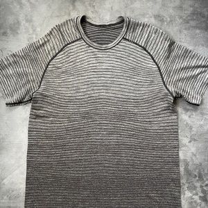 Lululemon Metal Vent Tech Short Sleeve